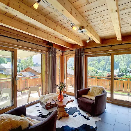 Magnifique Clemalou Tres Grand Confort 14-15 Pers Avec Jacuzzi Chalet *